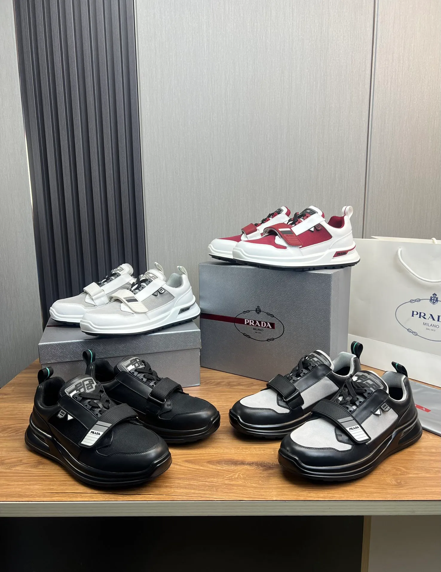 Men's shoes 💰620💰 [PRADA] Men's shoes are popular in the counter, official website is synchronized, high-quality shipments ✔️Original cowhide stitching mesh + cowhide lining, 1🆚1 replica, original original bottom, 38-45 (45 customized, non-refundable)